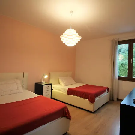 Guattini By Interhome *