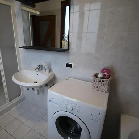 Guattini By Interhome * Cremia